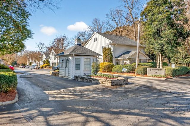 136 Peachtree Memorial NW Drive PA10, Atlanta, GA 30309