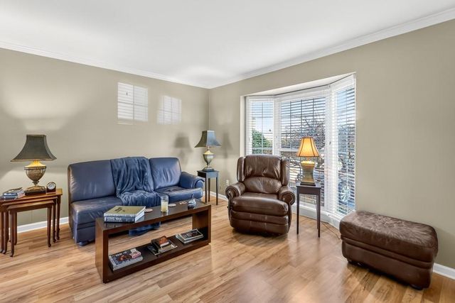 136 Peachtree Memorial NW Drive PA10, Atlanta, GA 30309