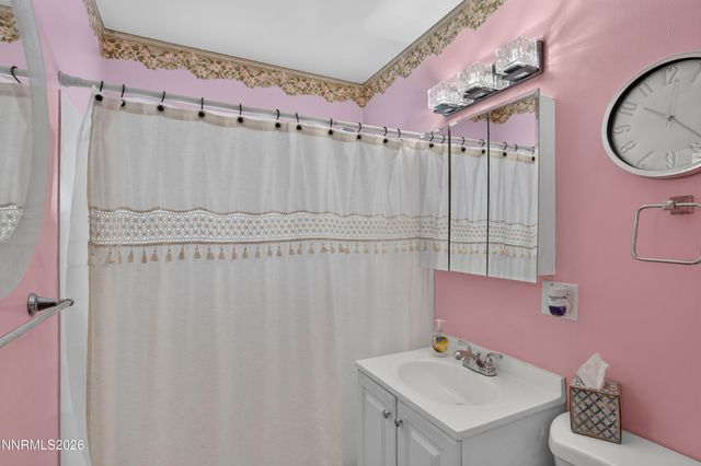 709 M Street, Sparks, NV 89431