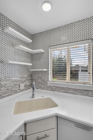 709 M Street, Sparks, NV 89431