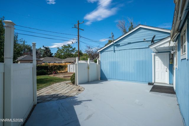 709 M Street, Sparks, NV 89431