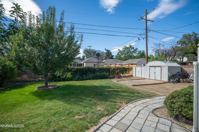 709 M Street, Sparks, NV 89431