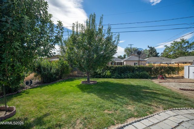 709 M Street, Sparks, NV 89431