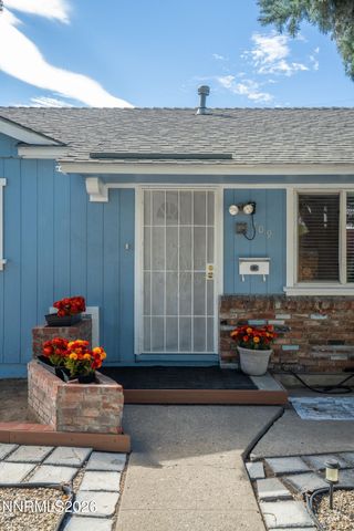 709 M Street, Sparks, NV 89431
