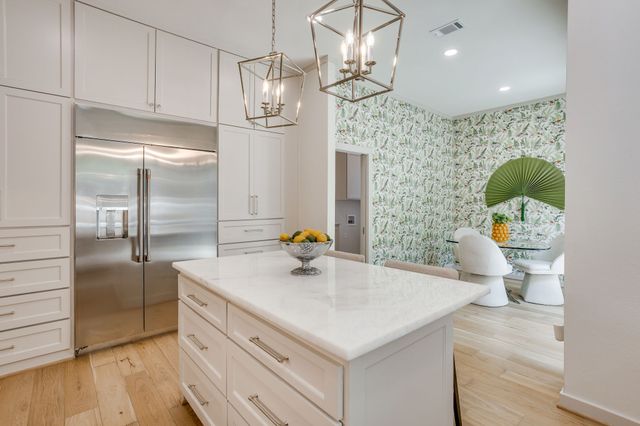 2144 Fountain Square Drive, Fort Worth, TX 76107