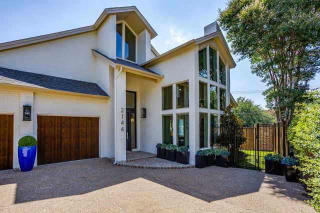 2144 Fountain Square Drive, Fort Worth, TX 76107