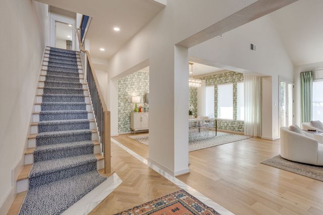 2144 Fountain Square Drive, Fort Worth, TX 76107