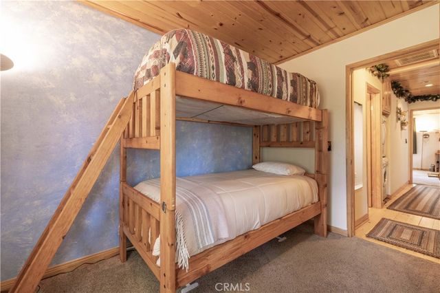 43132 Moonridge Road, Big Bear Lake, CA 92315