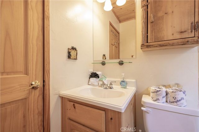 43132 Moonridge Road, Big Bear Lake, CA 92315