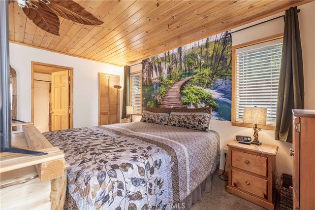 43132 Moonridge Road, Big Bear Lake, CA 92315