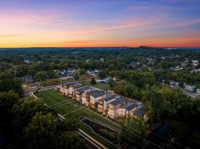 2305 Eastland Ave, Nashville, TN 37206