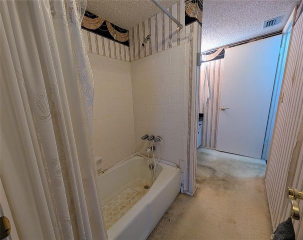 3714 LAKE BAYSHORE DRIVE K-418, Bradenton, FL 34205