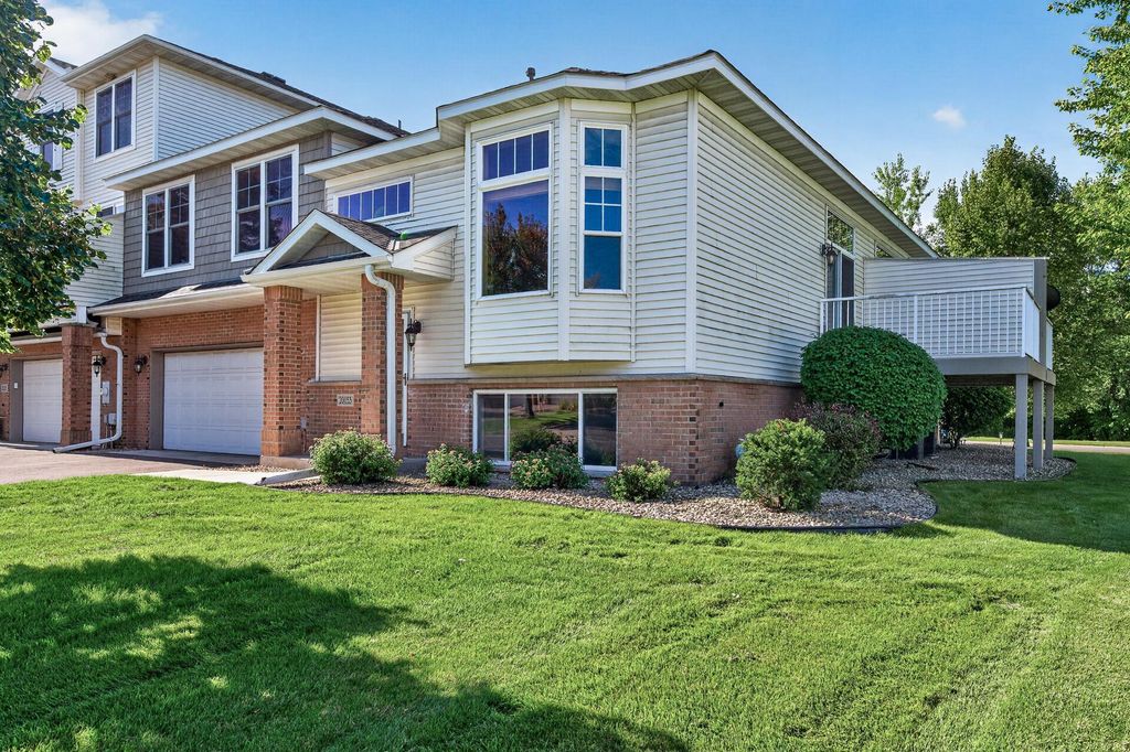 20053 Heritage Drive, Lakeville, MN 55044 — photo 4