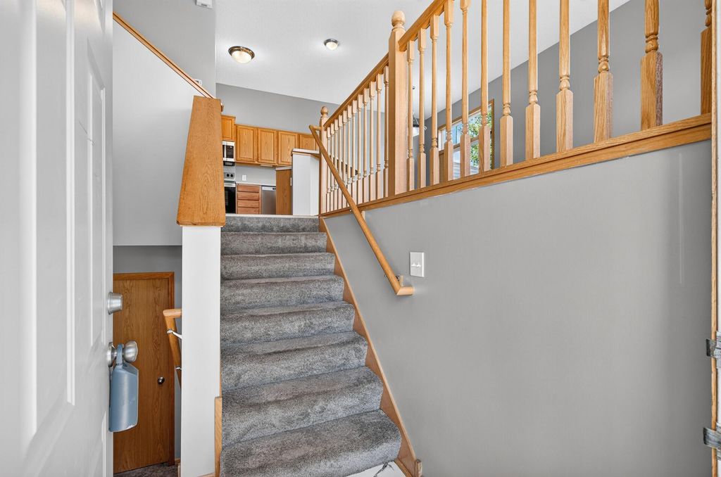 20053 Heritage Drive, Lakeville, MN 55044 — photo 5