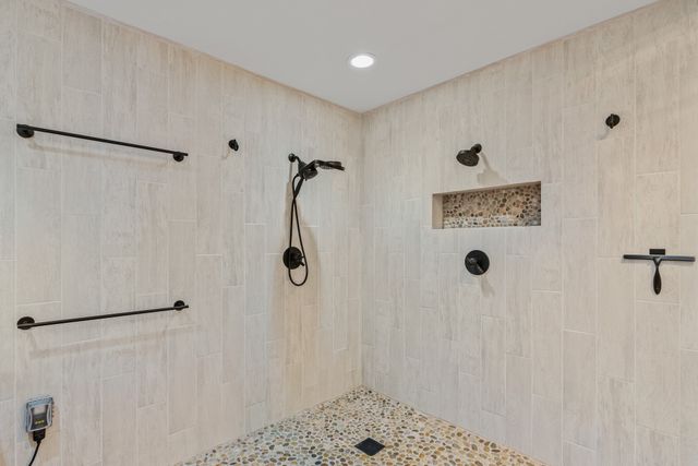 778 Camino Francisca, Santa Fe, NM 87506