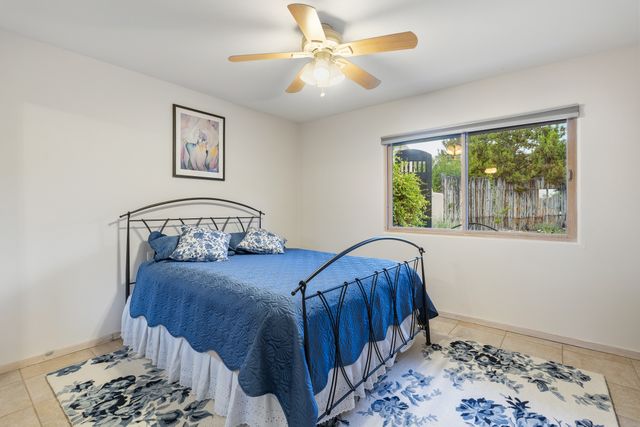 778 Camino Francisca, Santa Fe, NM 87506