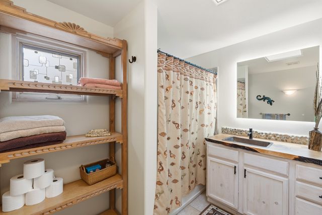 778 Camino Francisca, Santa Fe, NM 87506