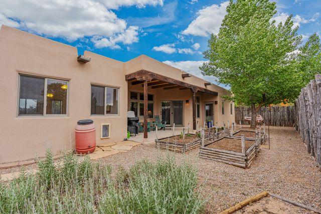 778 Camino Francisca, Santa Fe, NM 87506