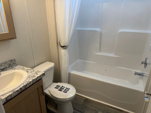 25 Groton School Rd 14, Ayer, MA 01432