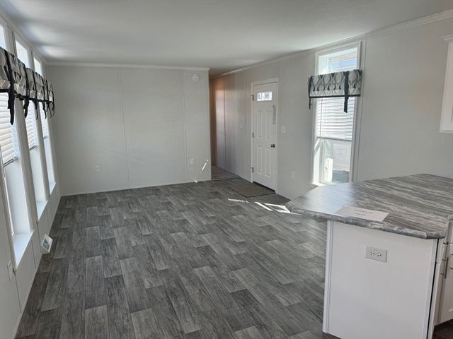 25 Groton School Rd 14, Ayer, MA 01432