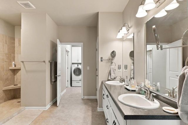 205 N BEDFORD ROAD, Green Bay, WI 54311
