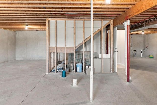 205 N BEDFORD ROAD, Green Bay, WI 54311