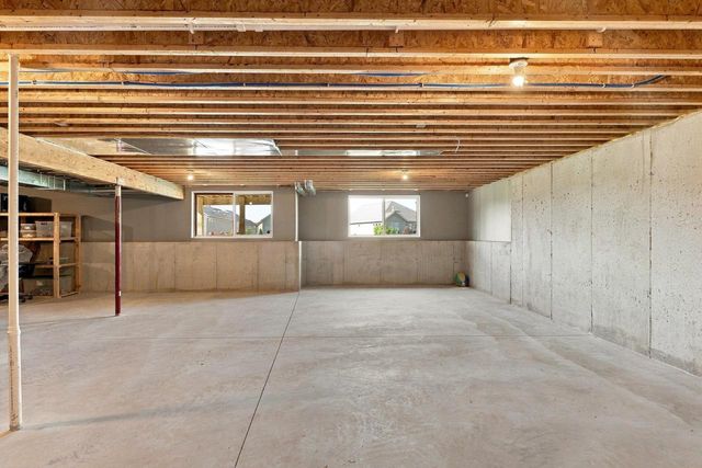 205 N BEDFORD ROAD, Green Bay, WI 54311