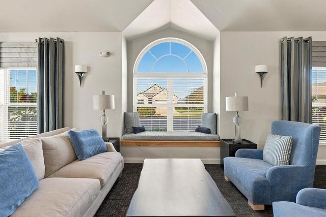 205 N BEDFORD ROAD, Green Bay, WI 54311