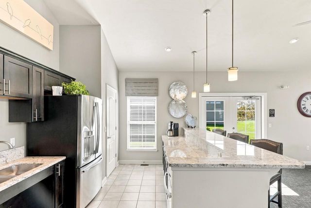 205 N BEDFORD ROAD, Green Bay, WI 54311