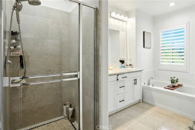 974 Sweetbriar Lane A, Azusa, CA 91702