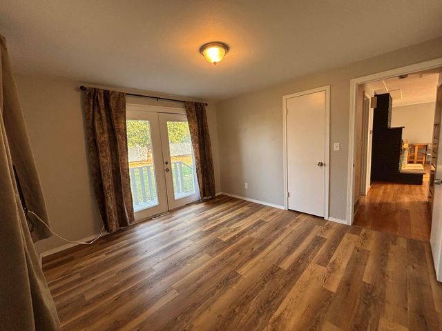 4203 N Herald Rd, Millwood, WA 99206