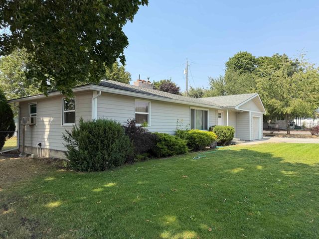 4203 N Herald Rd, Millwood, WA 99206