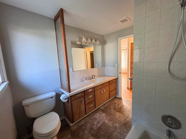 4203 N Herald Rd, Millwood, WA 99206
