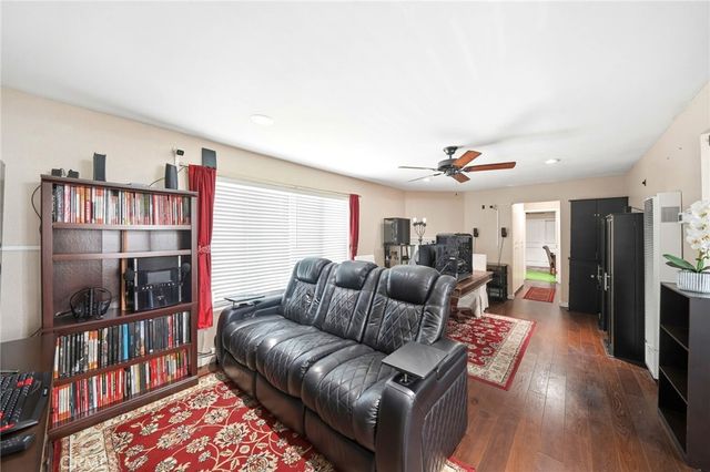 9312 Palm Street 205, Bellflower, CA 90706