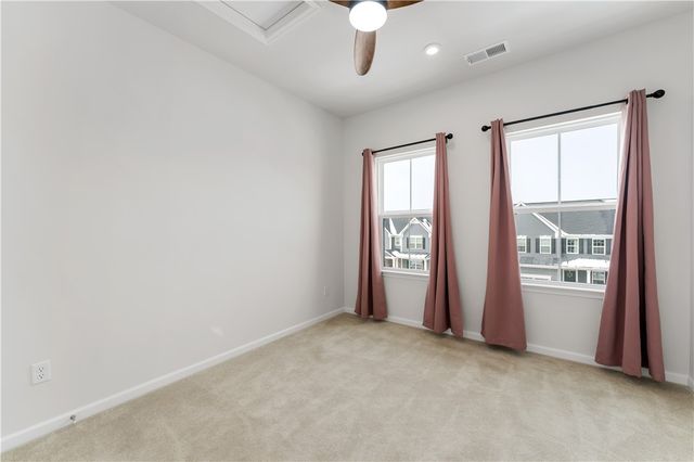 125 Mossy Oak Dr, Coraopolis, PA 15108