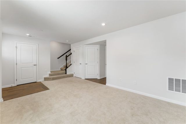 125 Mossy Oak Dr, Coraopolis, PA 15108