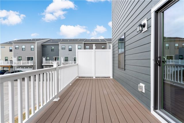 125 Mossy Oak Dr, Coraopolis, PA 15108