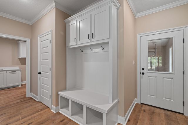 49 Pipestone Pass, Sumrall, MS 39482