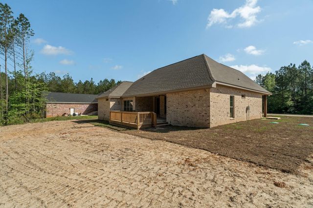 49 Pipestone Pass, Sumrall, MS 39482