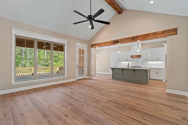 49 Pipestone Pass, Sumrall, MS 39482