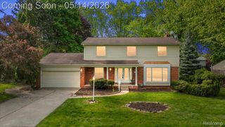 536 Rolling Rock Road S, Bloomfield Hills, MI 48304