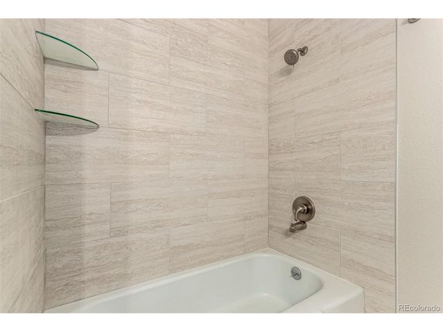 1430 Mount Evans Dr, Longmont, CO 80504