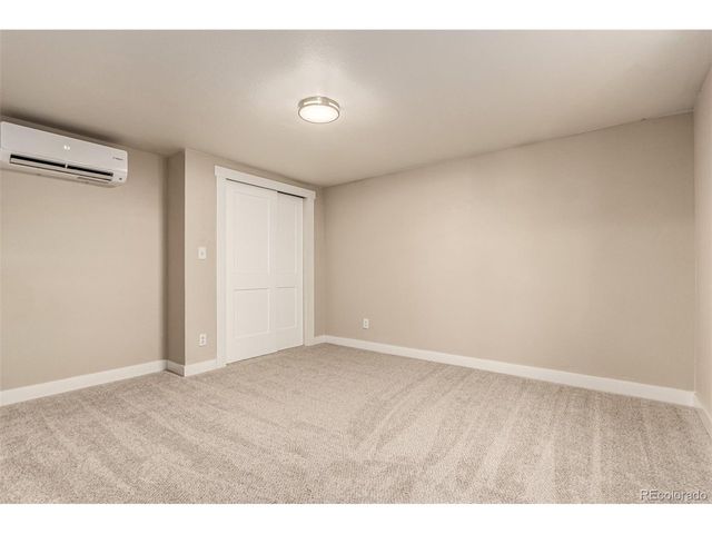 1430 Mount Evans Dr, Longmont, CO 80504