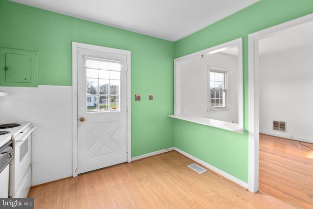 12425 FIVE MILE RD, Fredericksburg, VA 22407