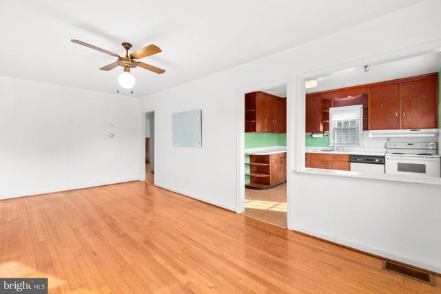 12425 FIVE MILE RD, Fredericksburg, VA 22407