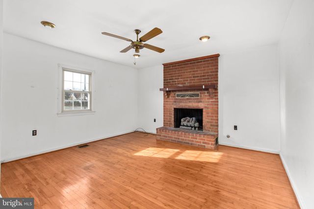 12425 FIVE MILE RD, Fredericksburg, VA 22407