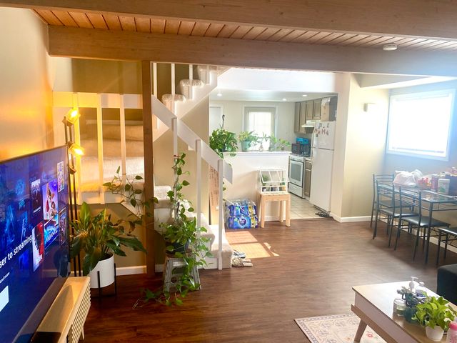 530 Meadow Green Lane 530, Round Lake Beach, IL 60073