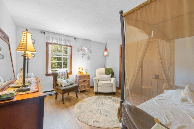 300 Falmouth Road APT 20C, Mashpee, MA 02649