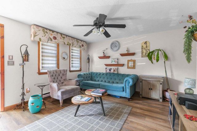 300 Falmouth Road APT 20C, Mashpee, MA 02649