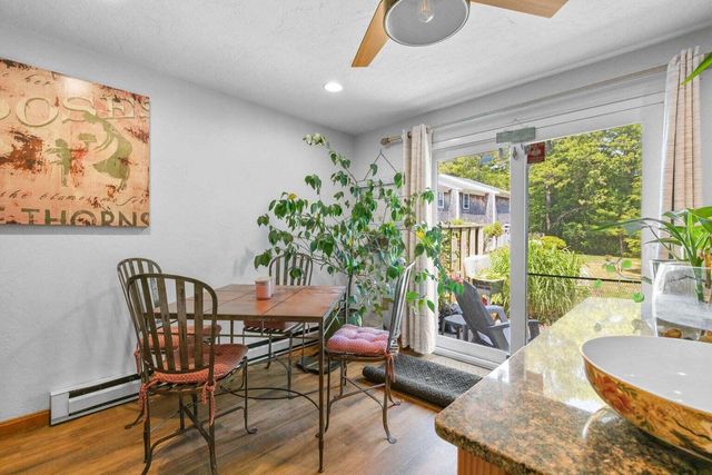300 Falmouth Road APT 20C, Mashpee, MA 02649